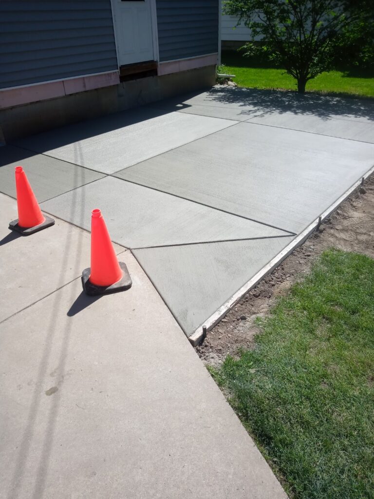 Concrete sidewalk addition - flatwork